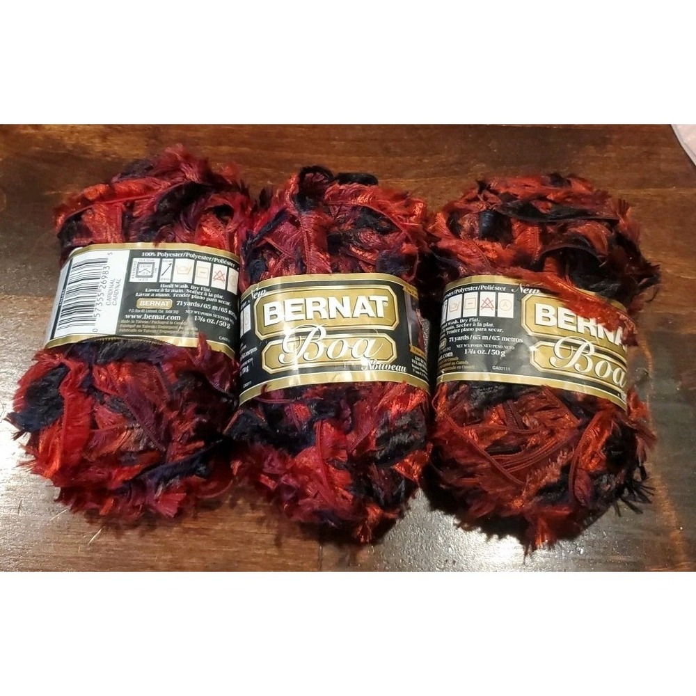 Bernat Boa‎ Furs Eyelash Yarn Soft Cardinal Polyester, Lot of 3, 71 yards NEW